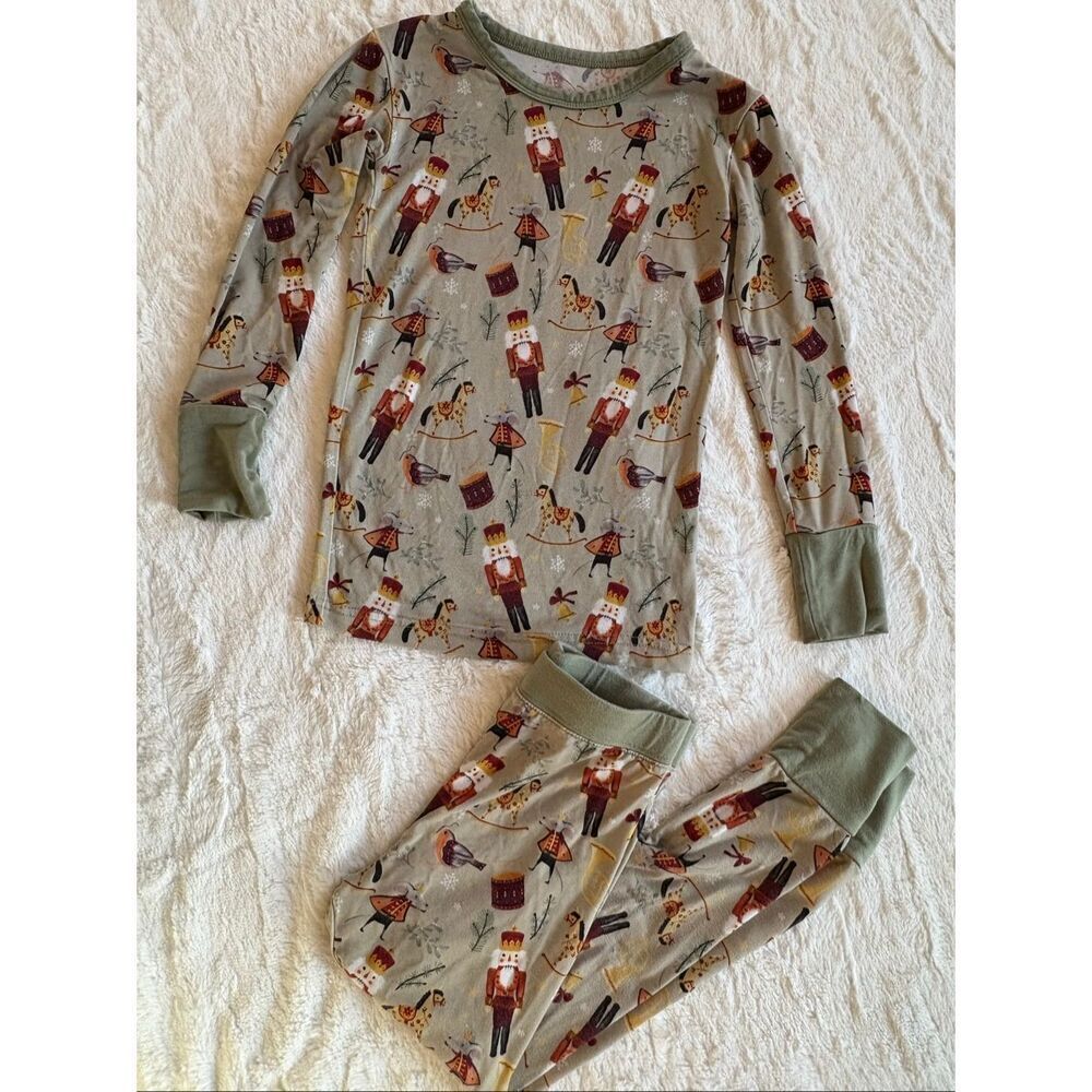 KindThing Christmas Nutcrackers Modal Pajamas Size 4T